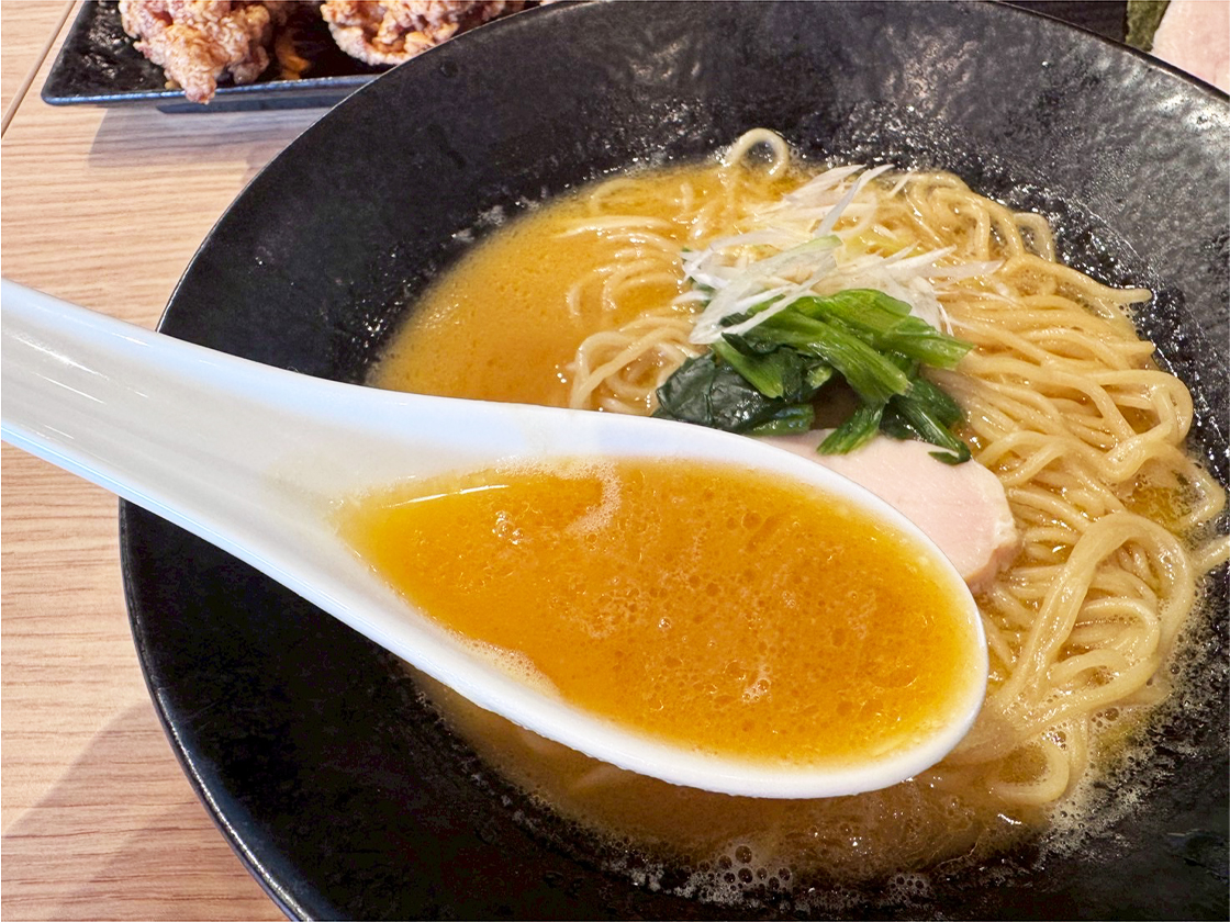 麺匠一鶏の上白湯醤油らーめん