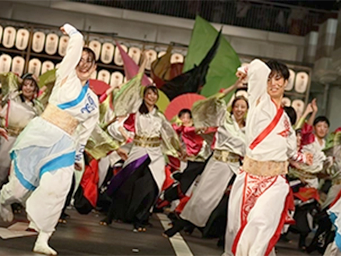 にいがた総踊り　踊っている様子