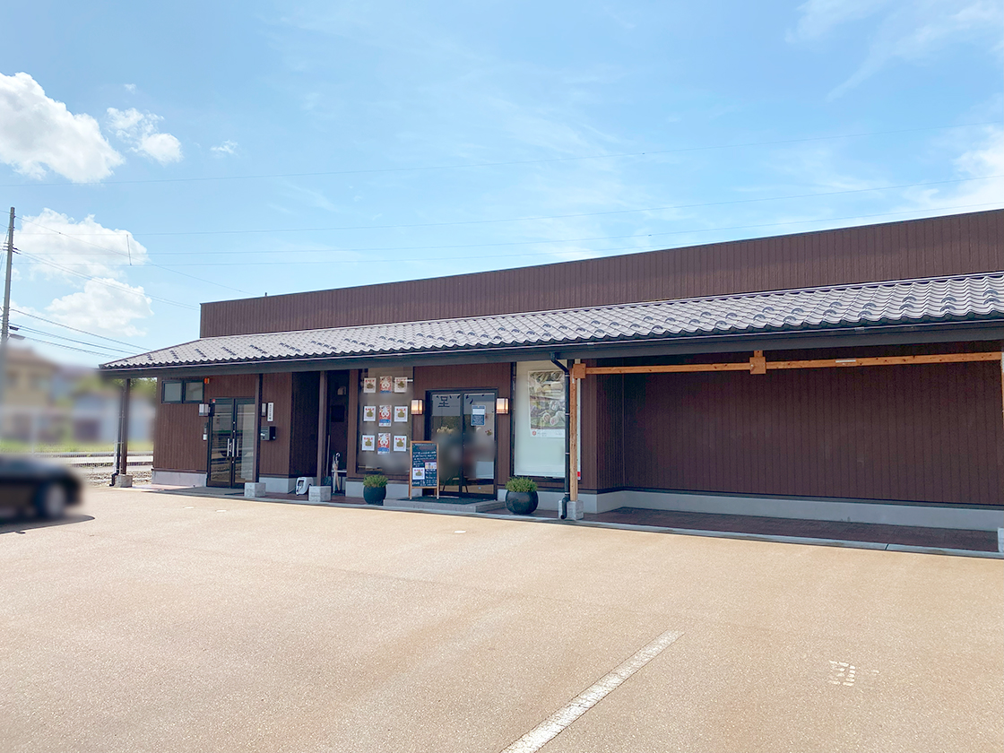 さささ堂の外観