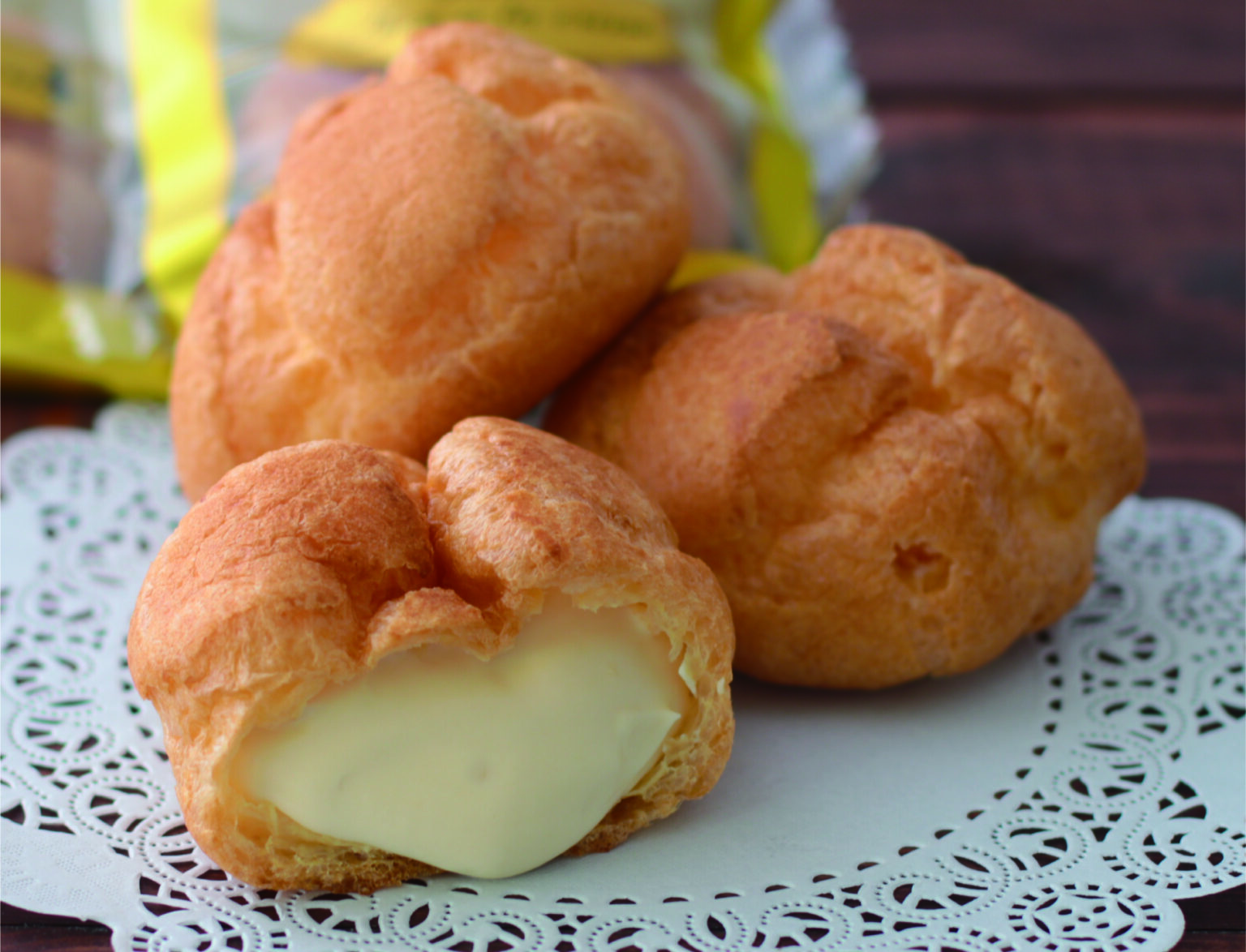 大阪屋のシュークリーム