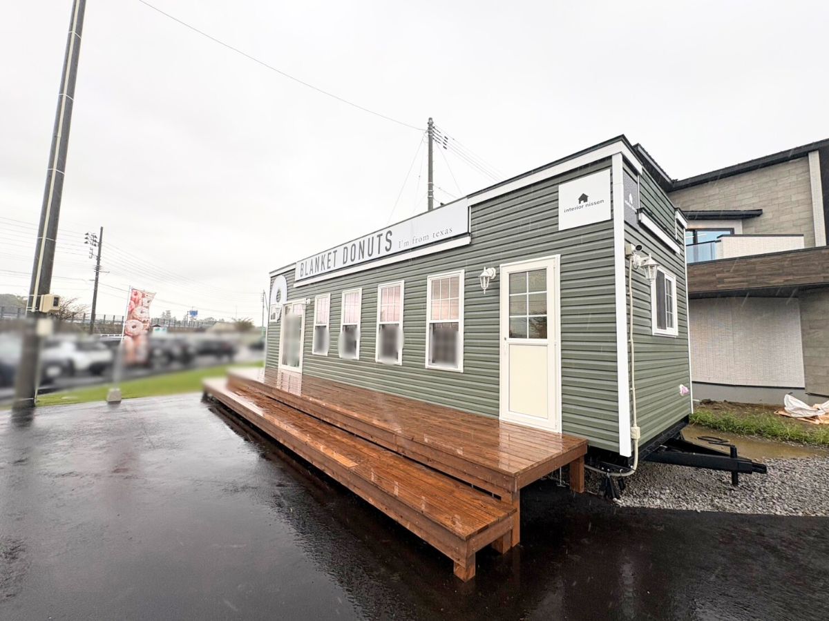 ブランケットドーナツ パティオ上越店の外観