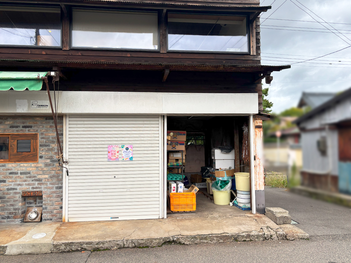 OKASHI LAB.の外観