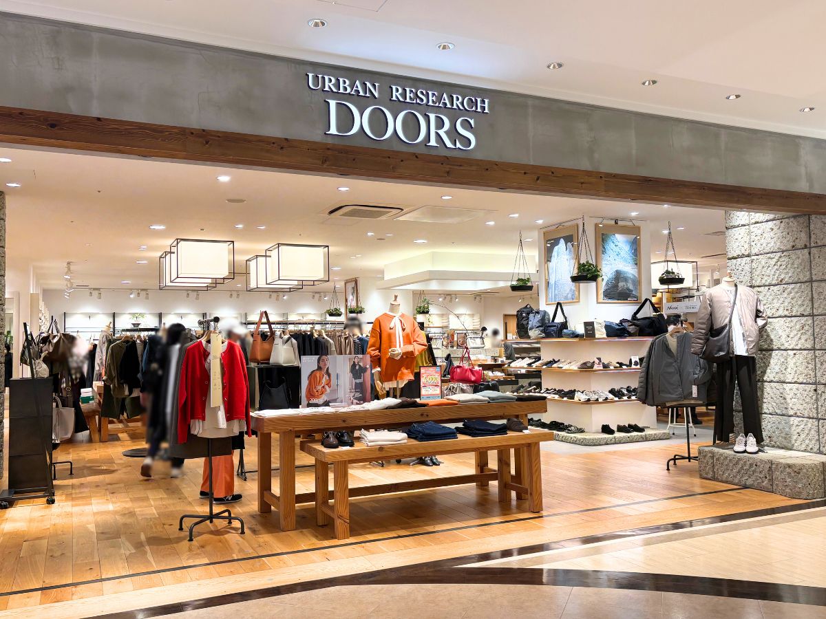 URBAN RESEARCH DOORS(アーバンリサーチドアーズ)の外観