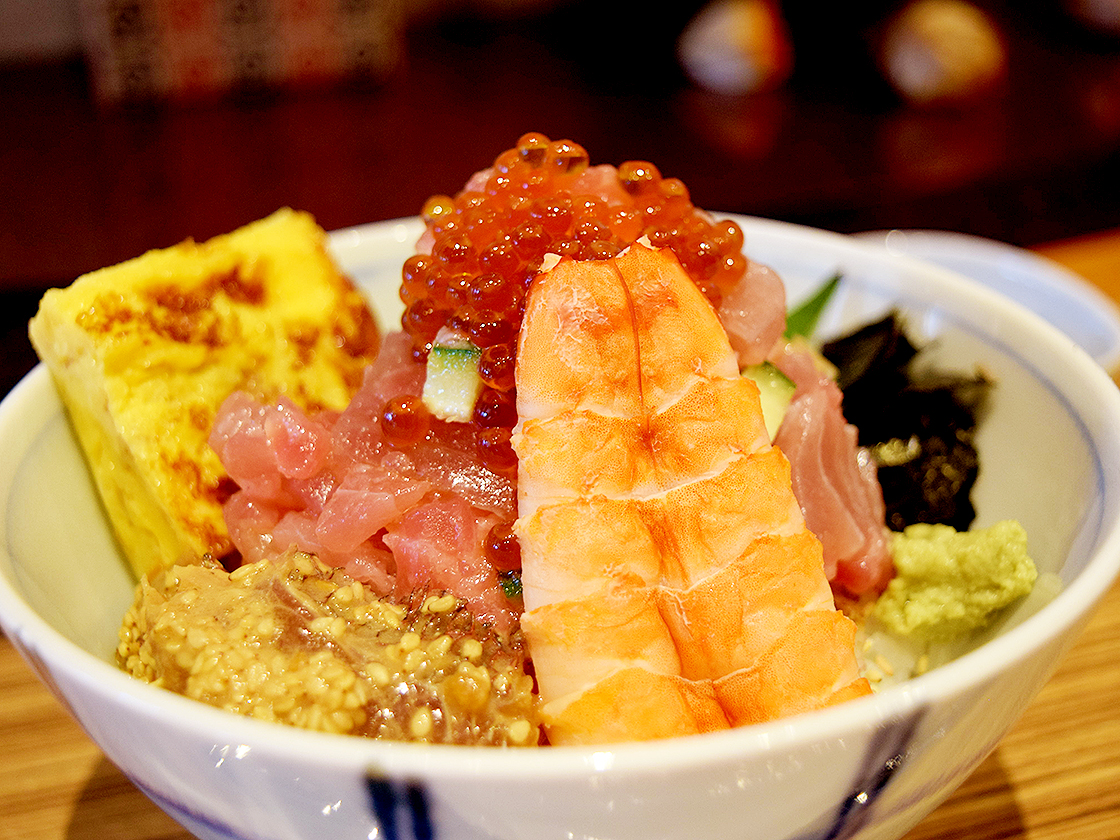 肴と米 うお福食堂のうお福海鮮丼