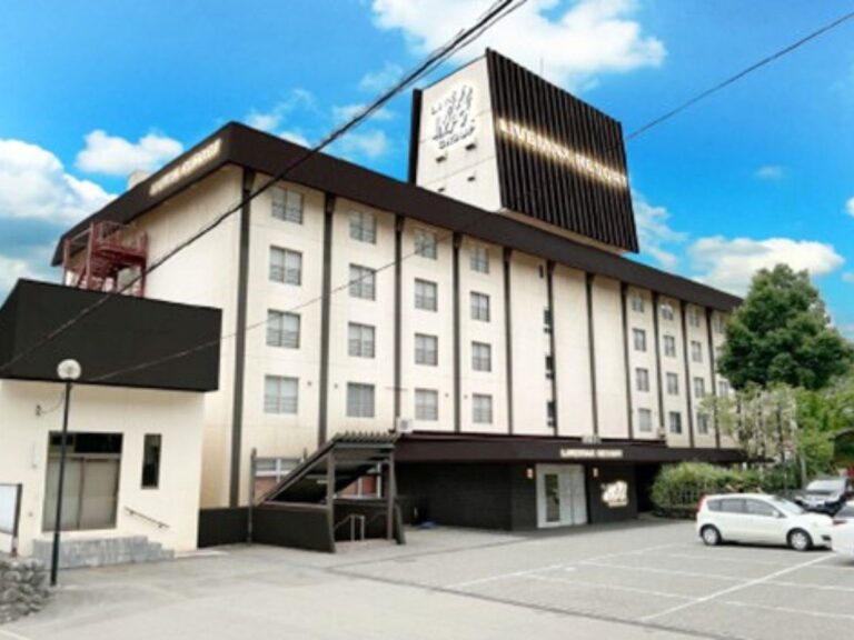 リブマックスリゾート 越後湯沢の外観