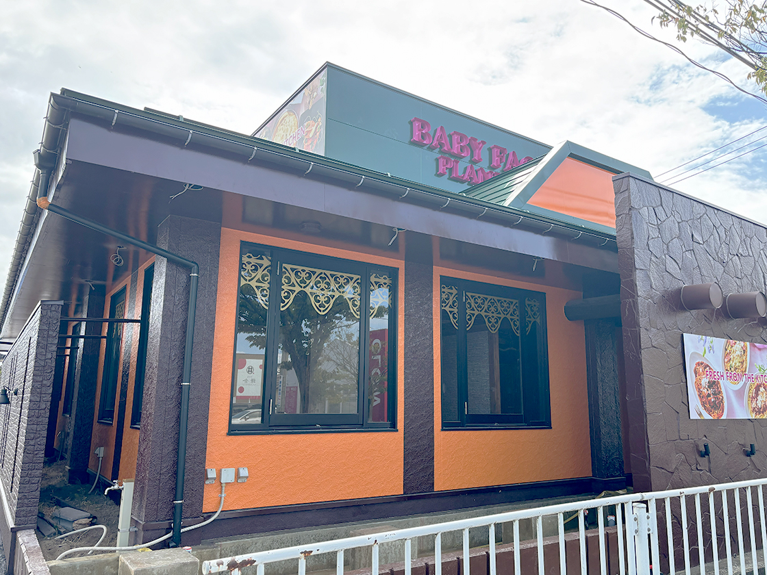 ベビーフェイスプラネッツ 新潟亀田店の外観