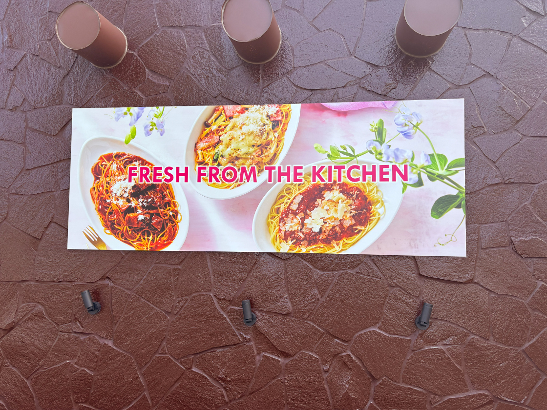 ベビーフェイスプラネッツ 新潟亀田店のサイン