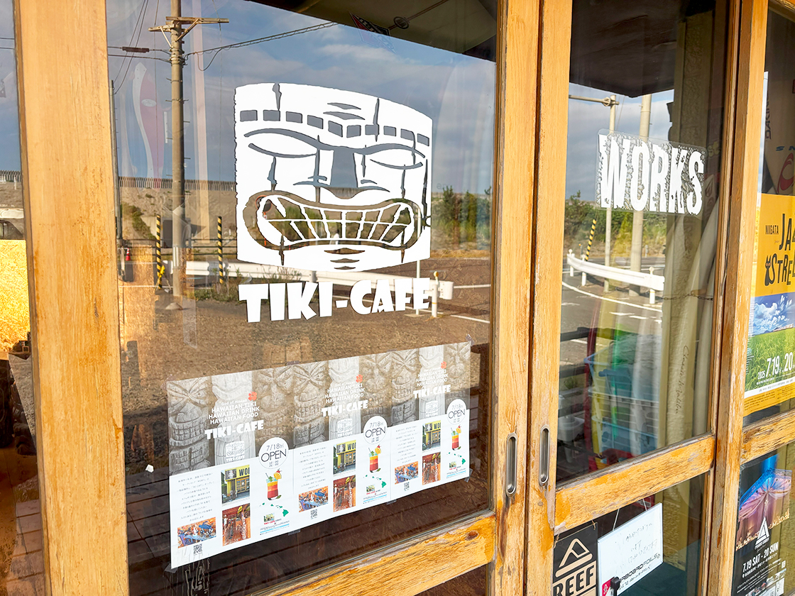 TIKI-CAFEの外観