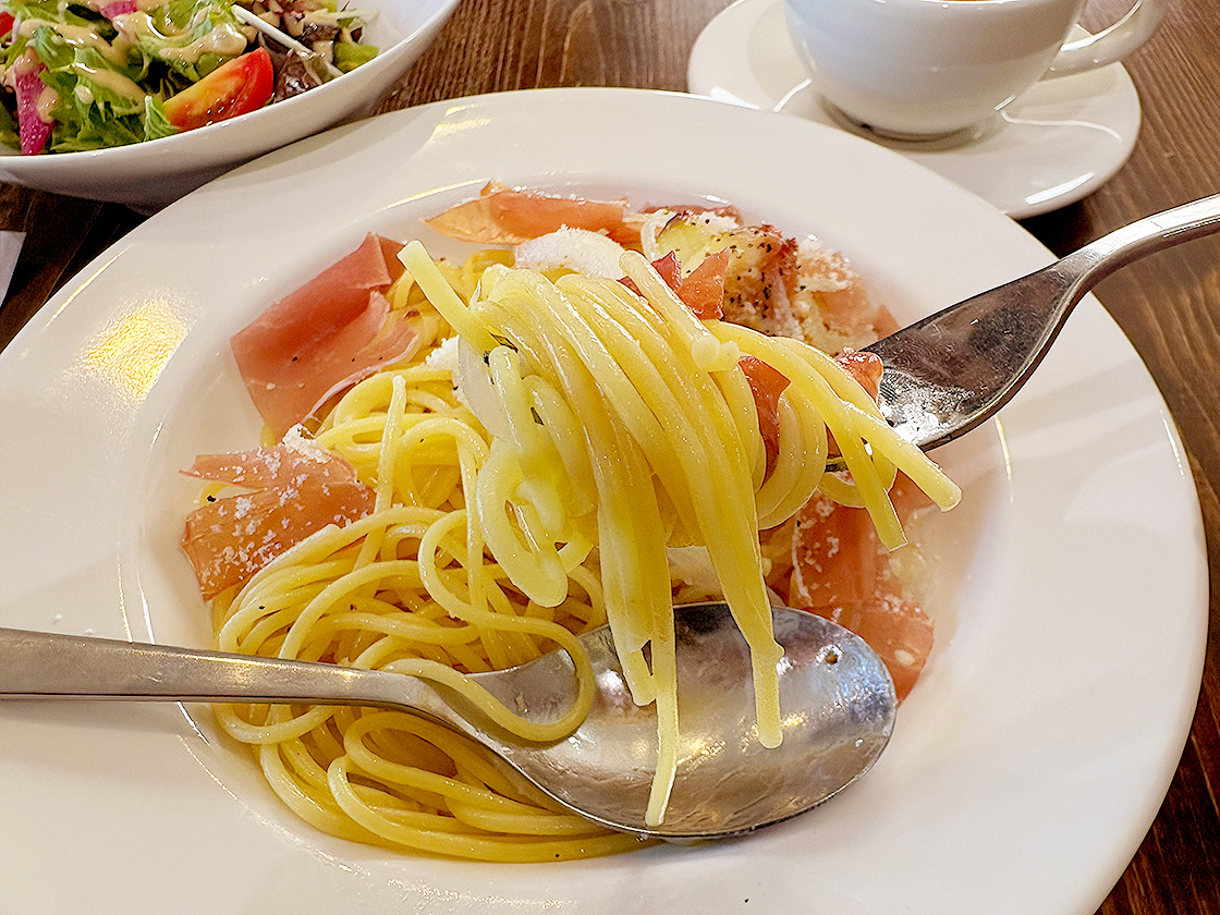 いちじくと生ハムのアーリオオーリオ