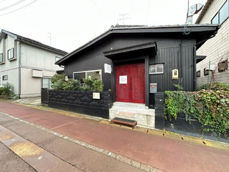 気ままな喫茶店の外観