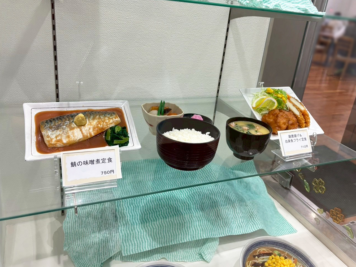 レストラン 潟莱亭の食品サンプル