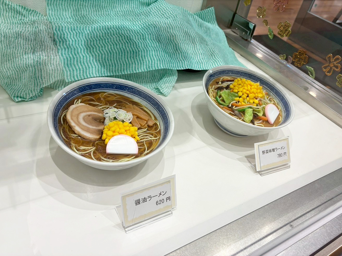 レストラン 潟莱亭の食品サンプル