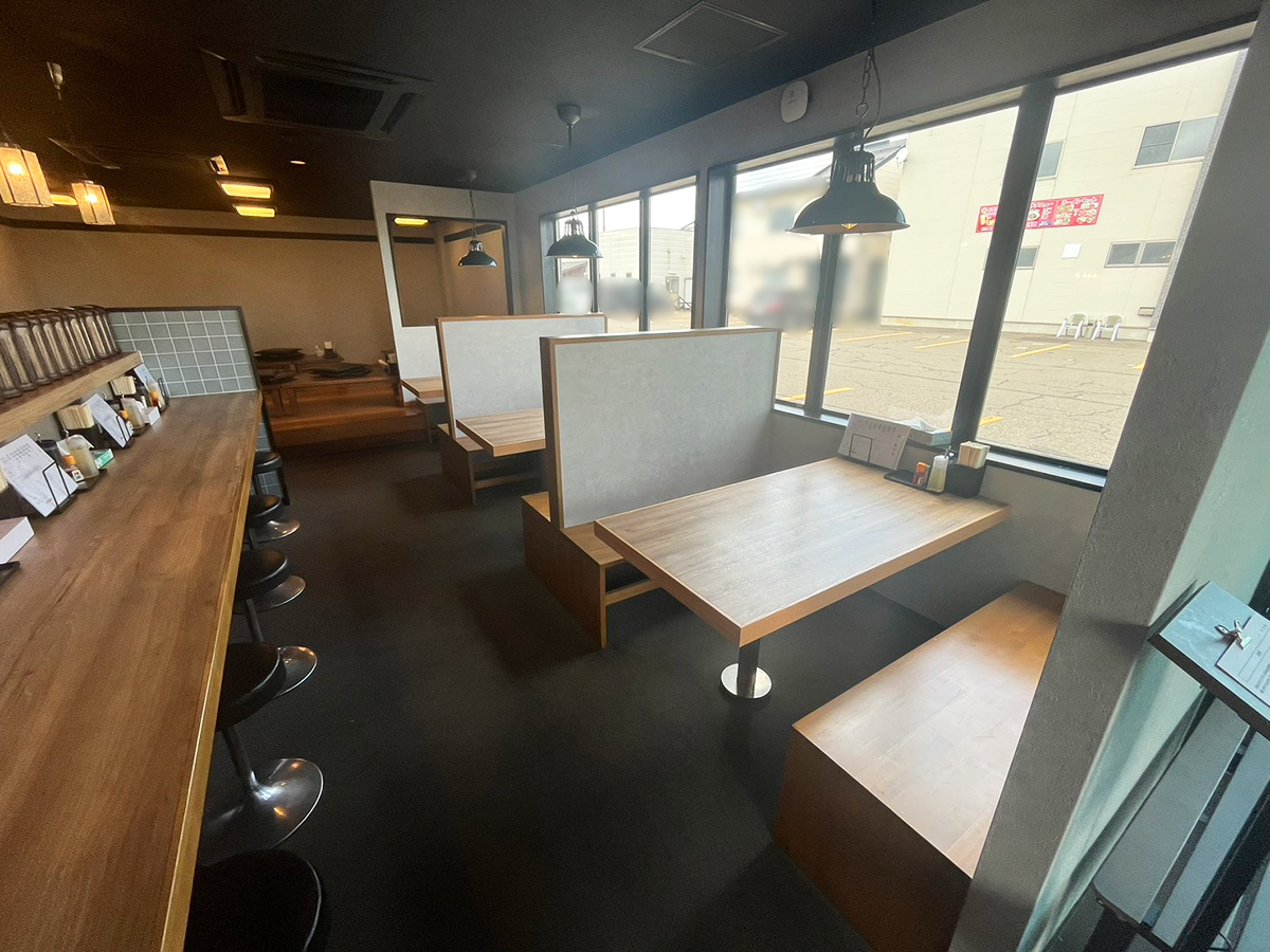 麺屋 ゆげざんまいの店内
