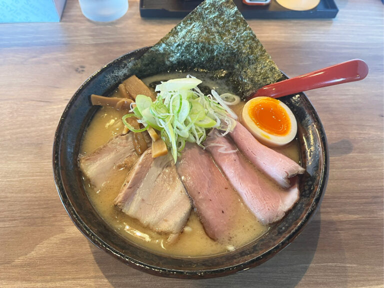 麺屋 ゆげざんまいの塩豚骨チャーシュー