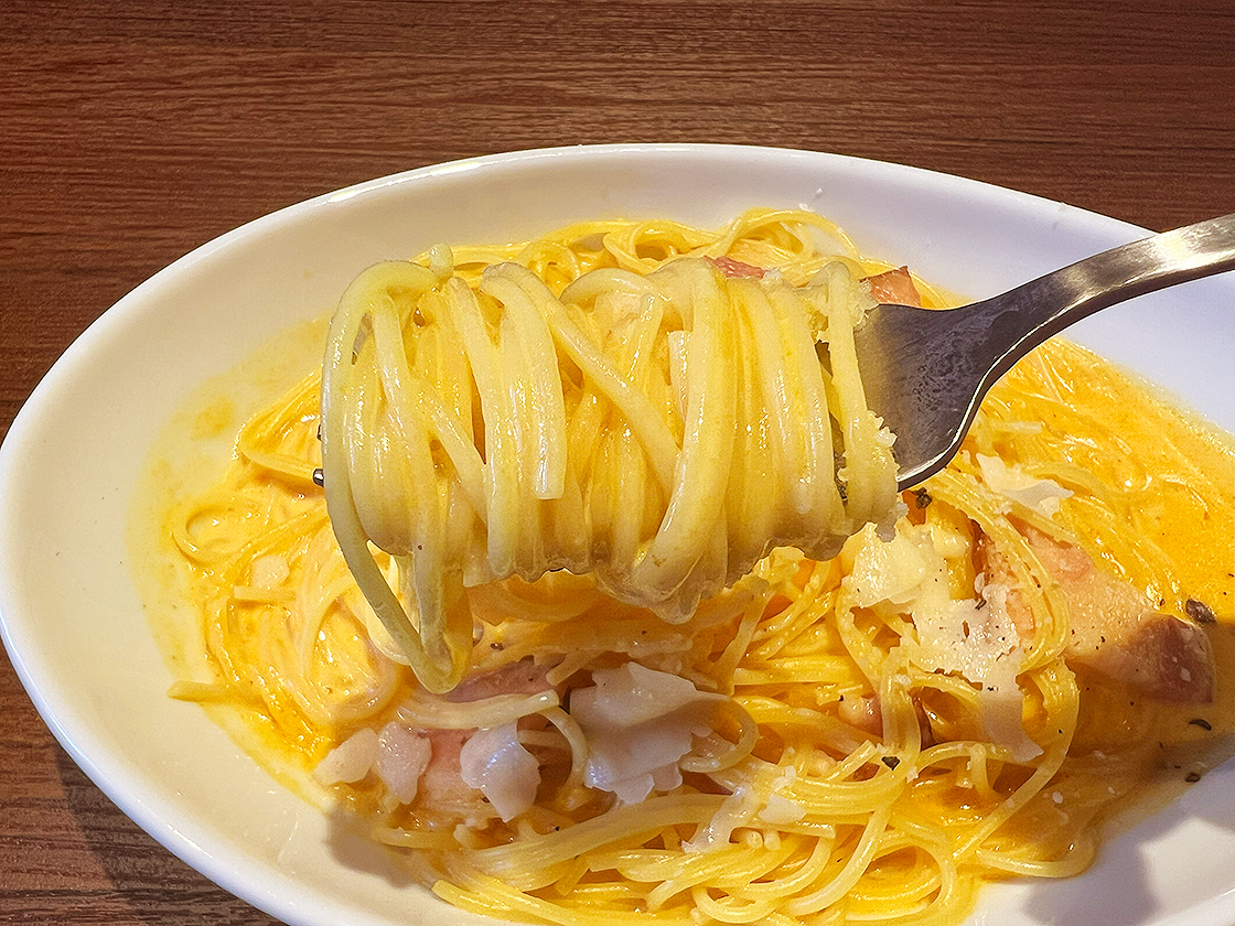 ベビーフェイスプ3種チーズの濃厚カルボナーラ