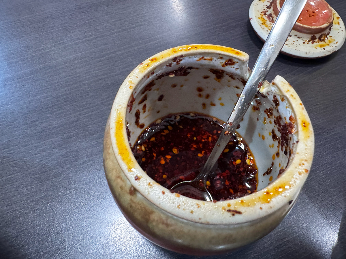 百味 麻辣燙の辣油