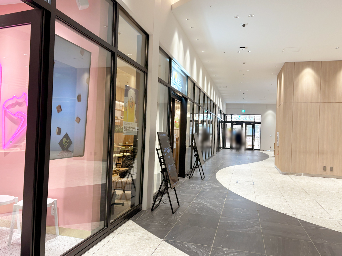 GODIVA dessert CoCoLo新潟の場所