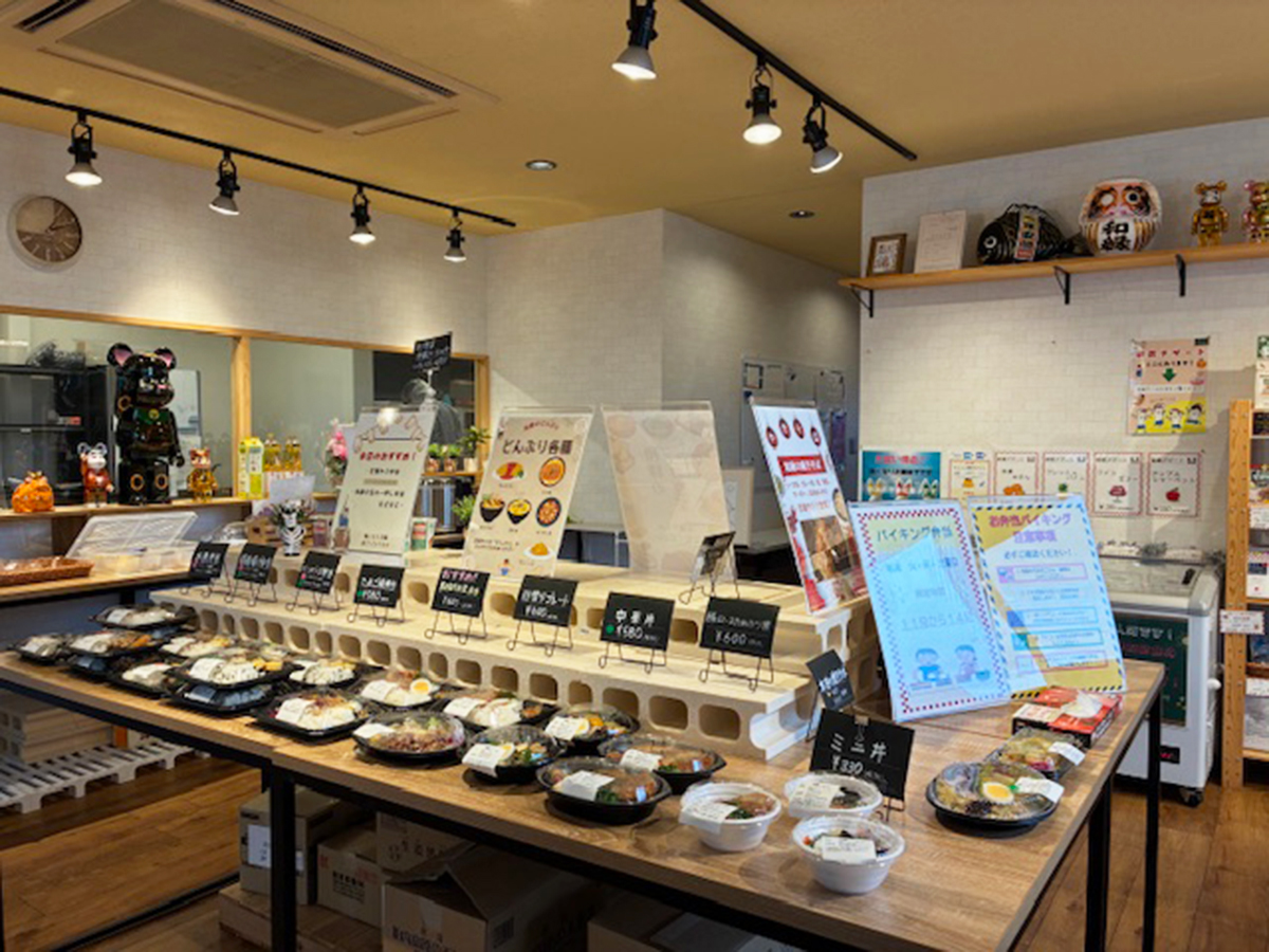 和縁+plus 東新潟駅前店の店内