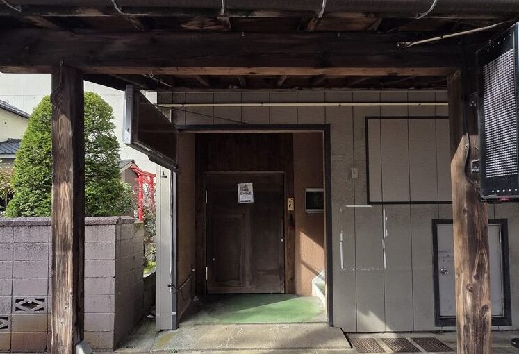 和食道 らくの外観