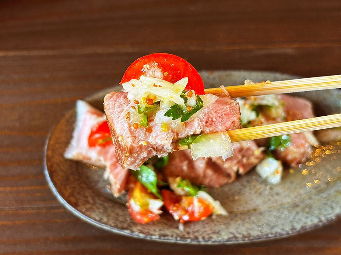 MOMOCO MEAT DINER ローストポークステーキ