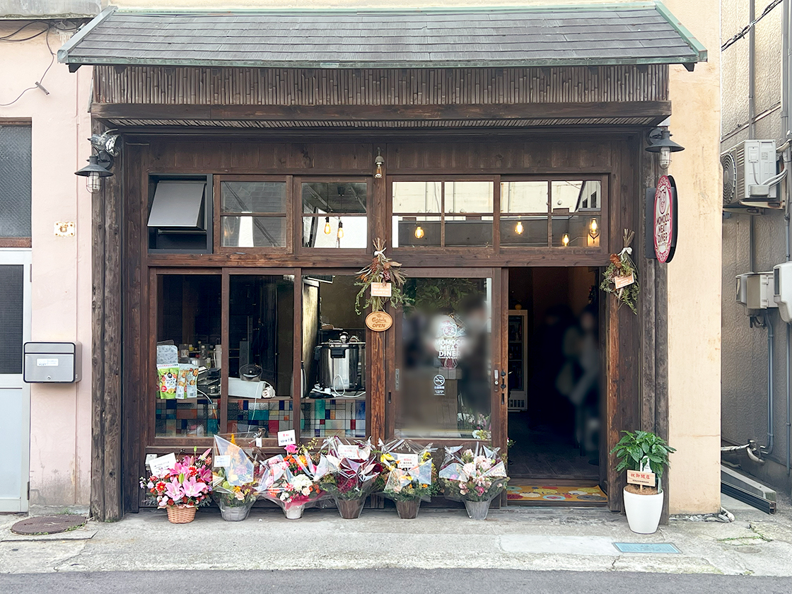 MOMOCO MEAT DINER 外観