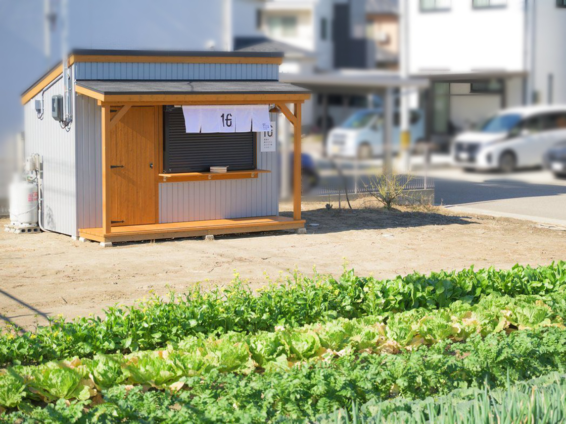 農家の嫁がむすぶおにぎり屋 十六代の外観