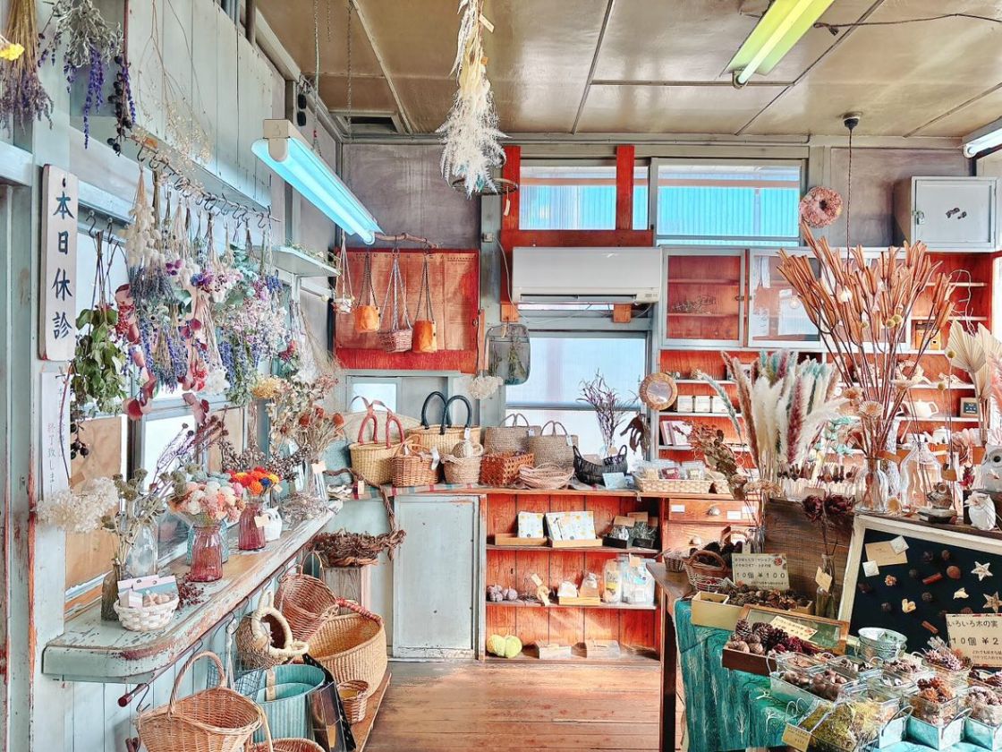 herb village 菜の香の店内