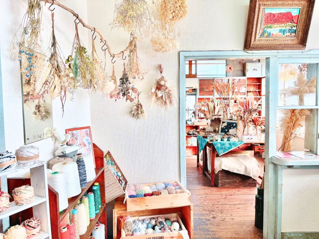 herb village 菜の香の店内