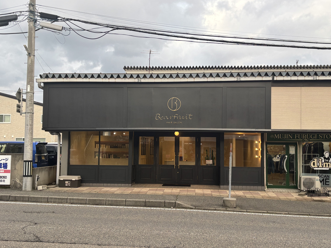 Bear Fruit 新潟小針店の外観