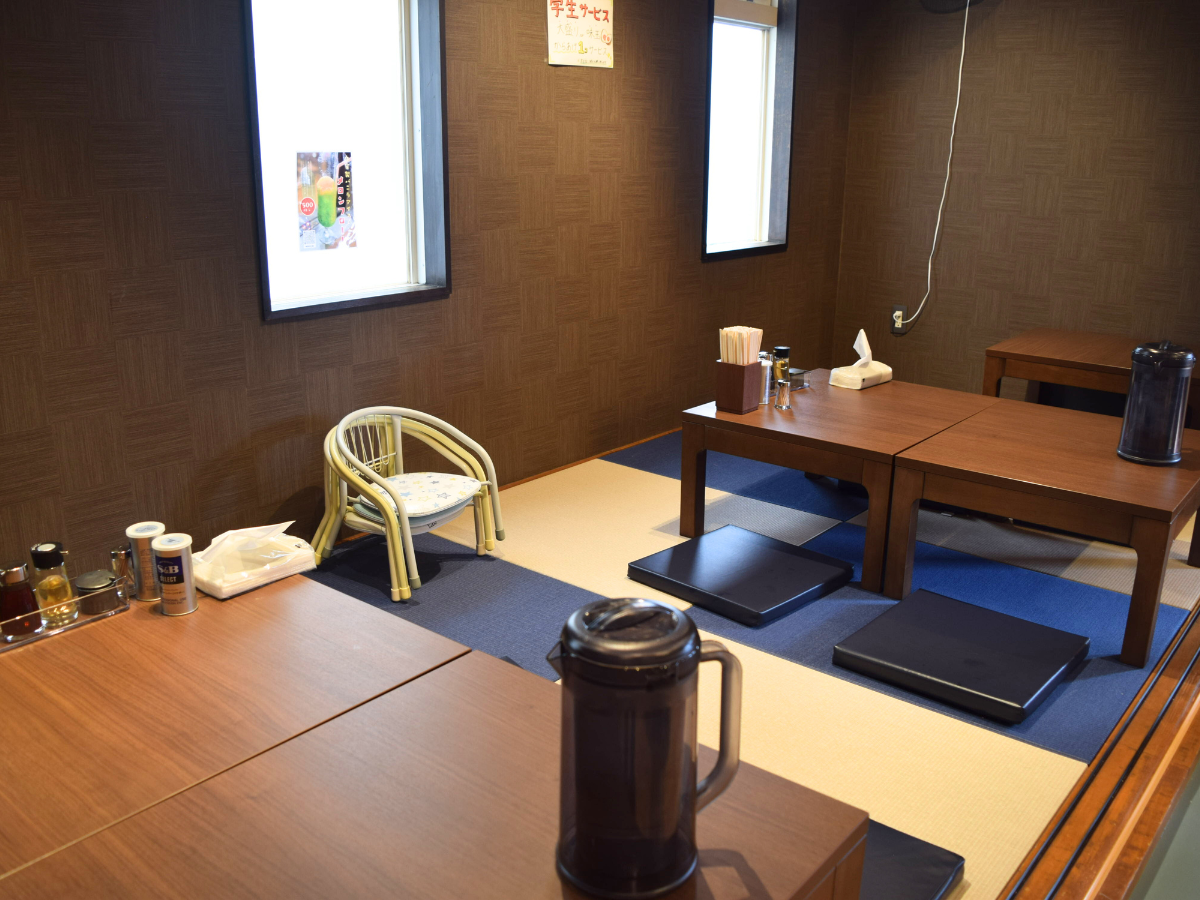 麺匠一鶏の店内