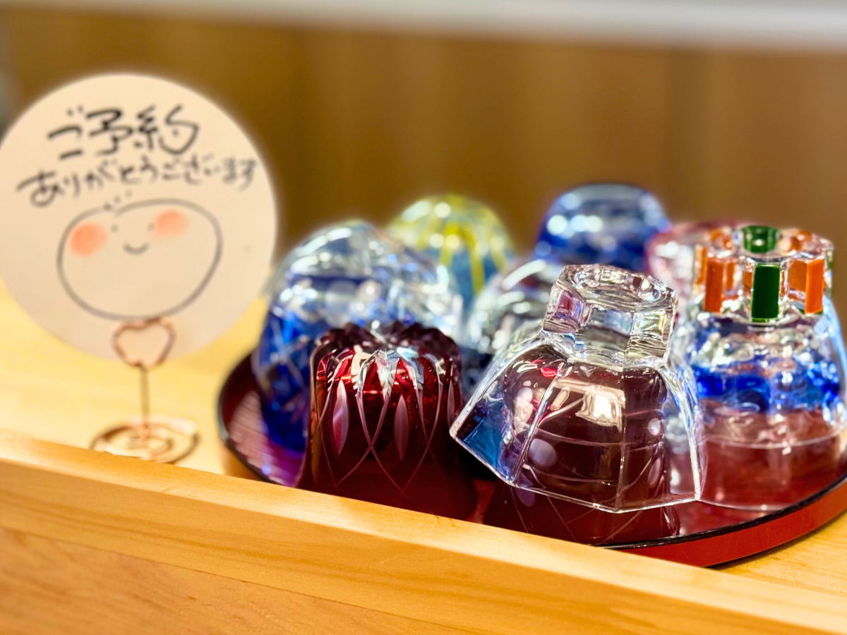 料理と酒とことだまと　ありがとねの店内