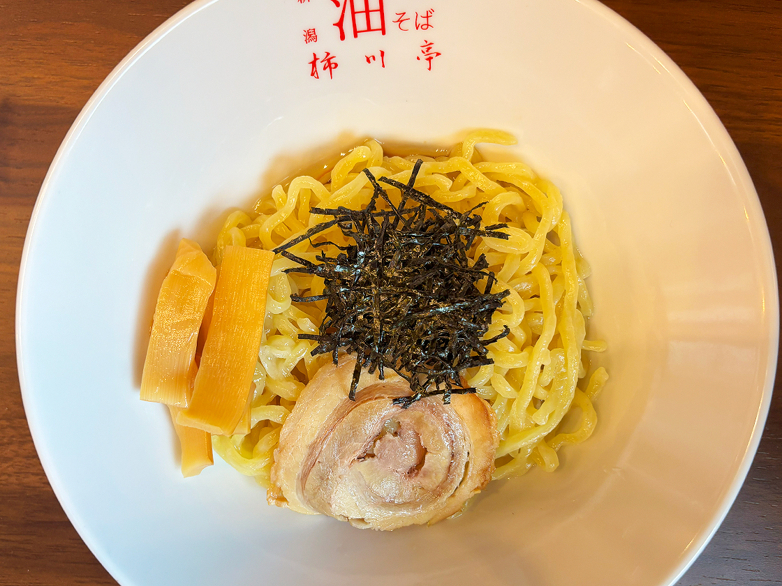 新潟油そば 柿川亭(かきがわてい) 白山市場店