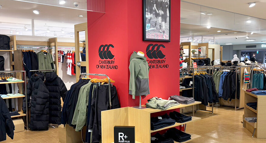 CANTERBURY ラブラ万代 の外観