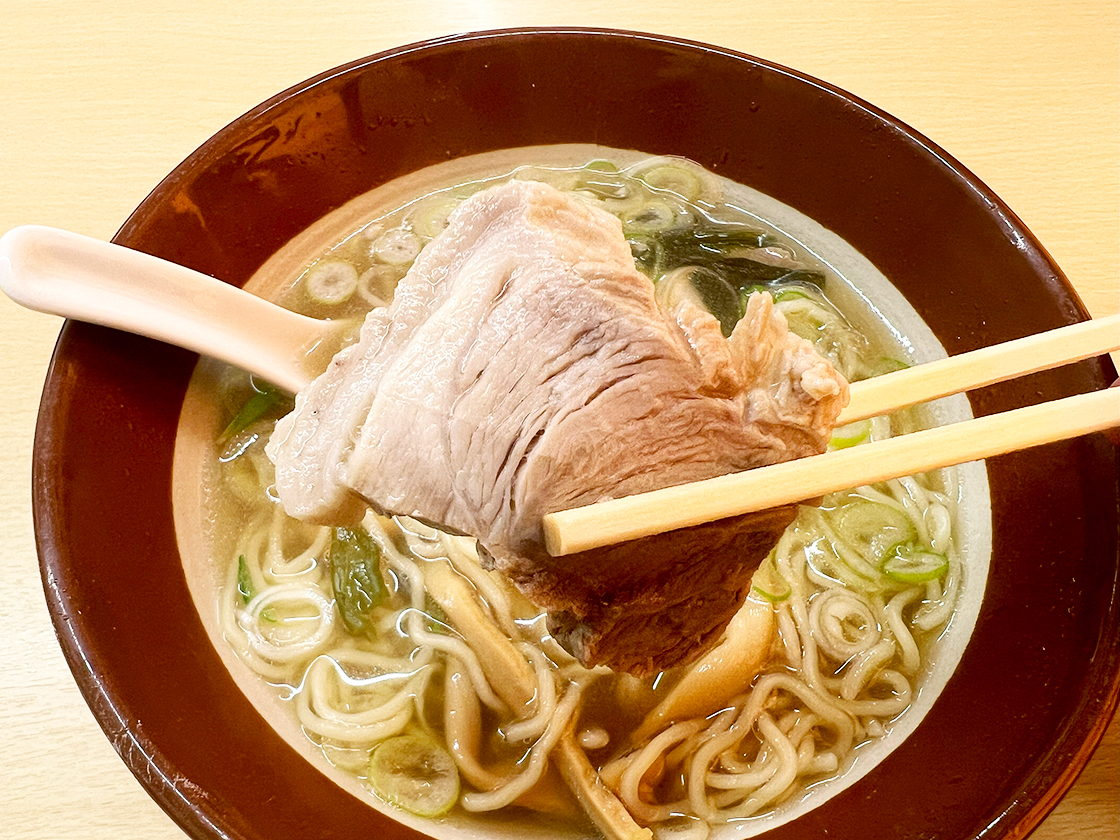 おもだかや女池店の支那そば