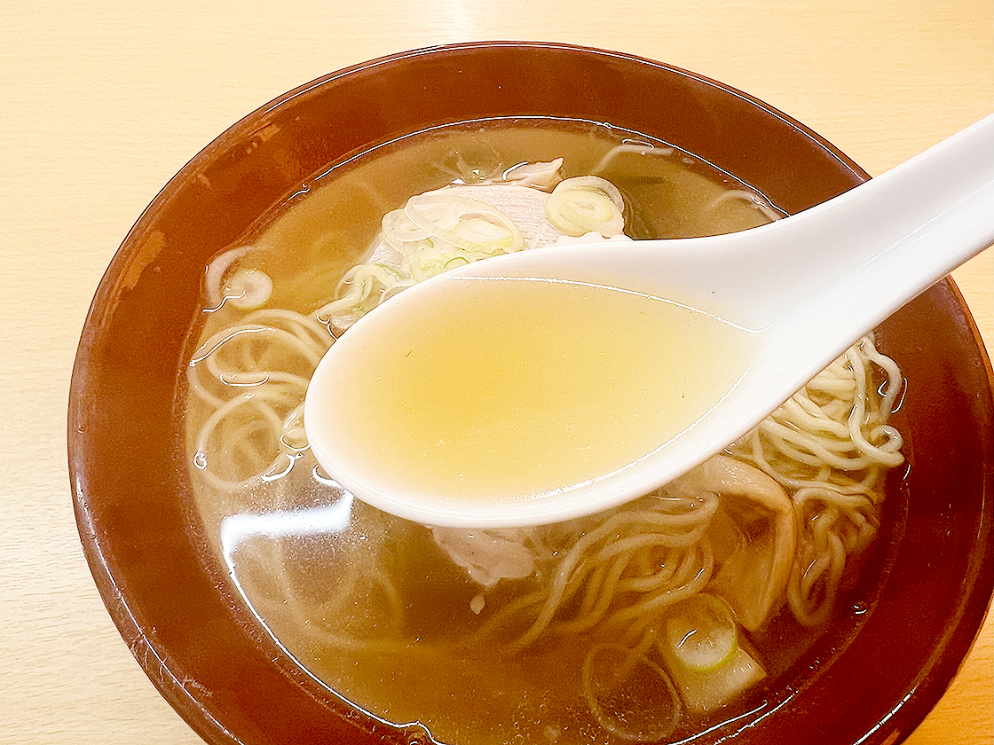 おもだかや女池店の支那そば