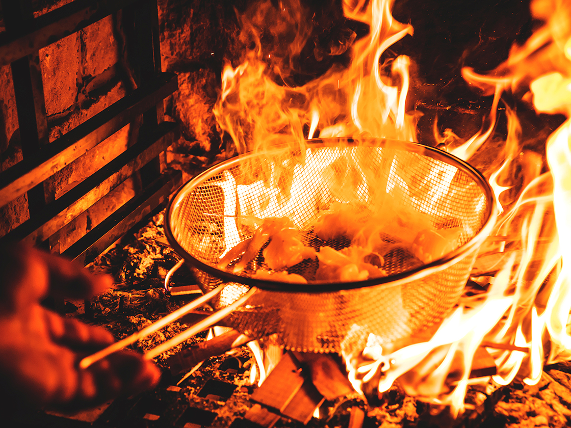 宇呀の薪窯調理