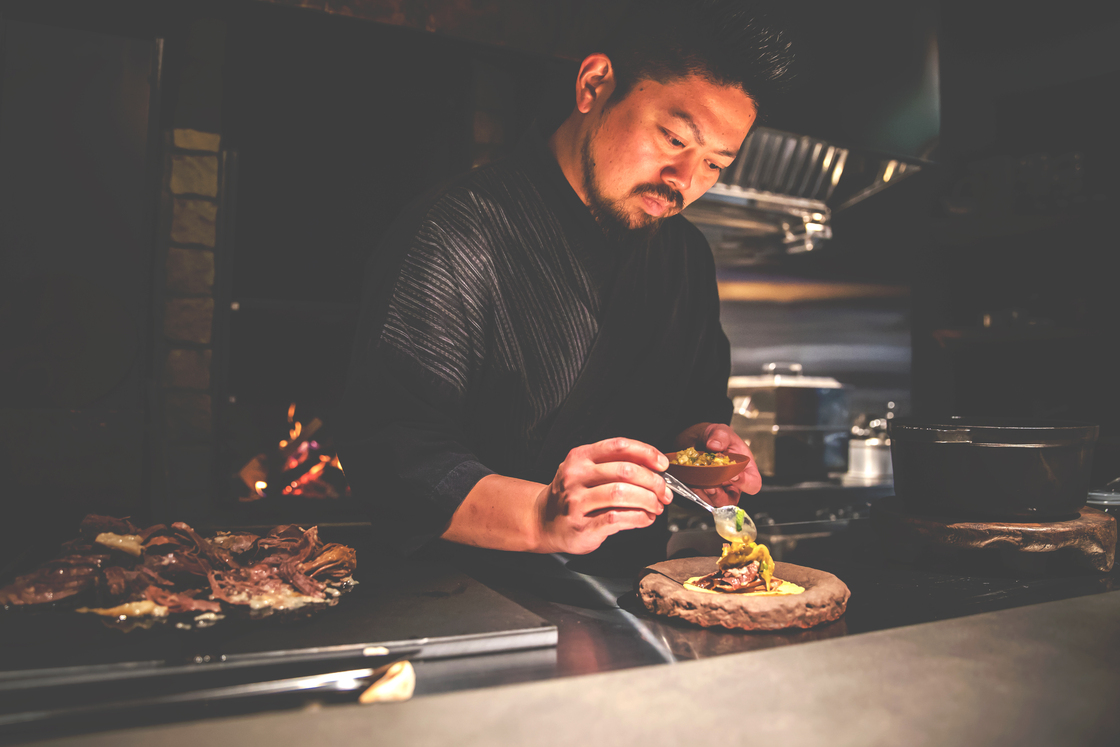 宇呀のオーナー諏佐尚紀さん