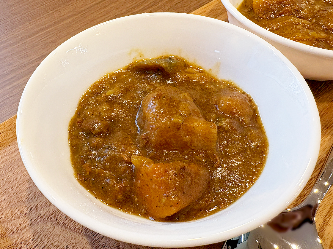 つなぐBALのカレー