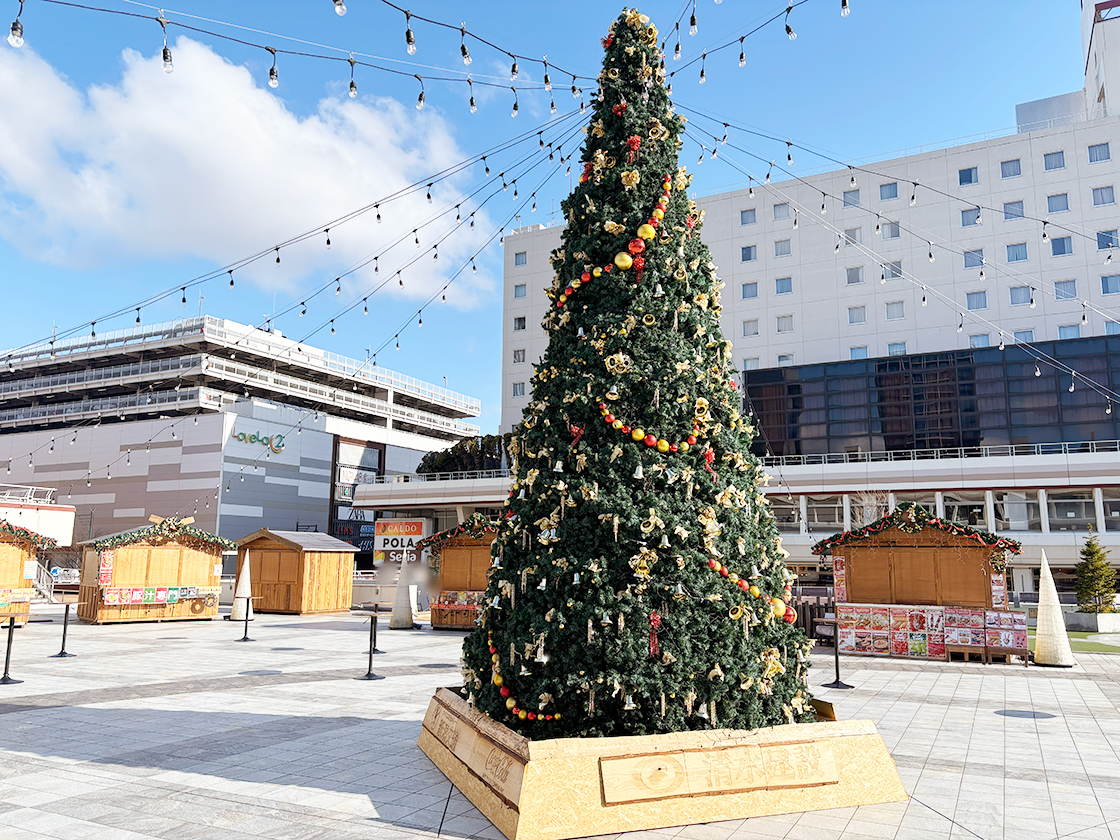 万代シティ クリスマスツリー