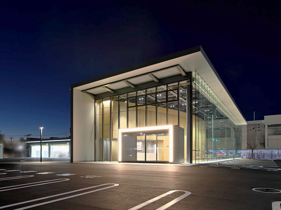 トヨタカローラ 青山フォーラム店の外観