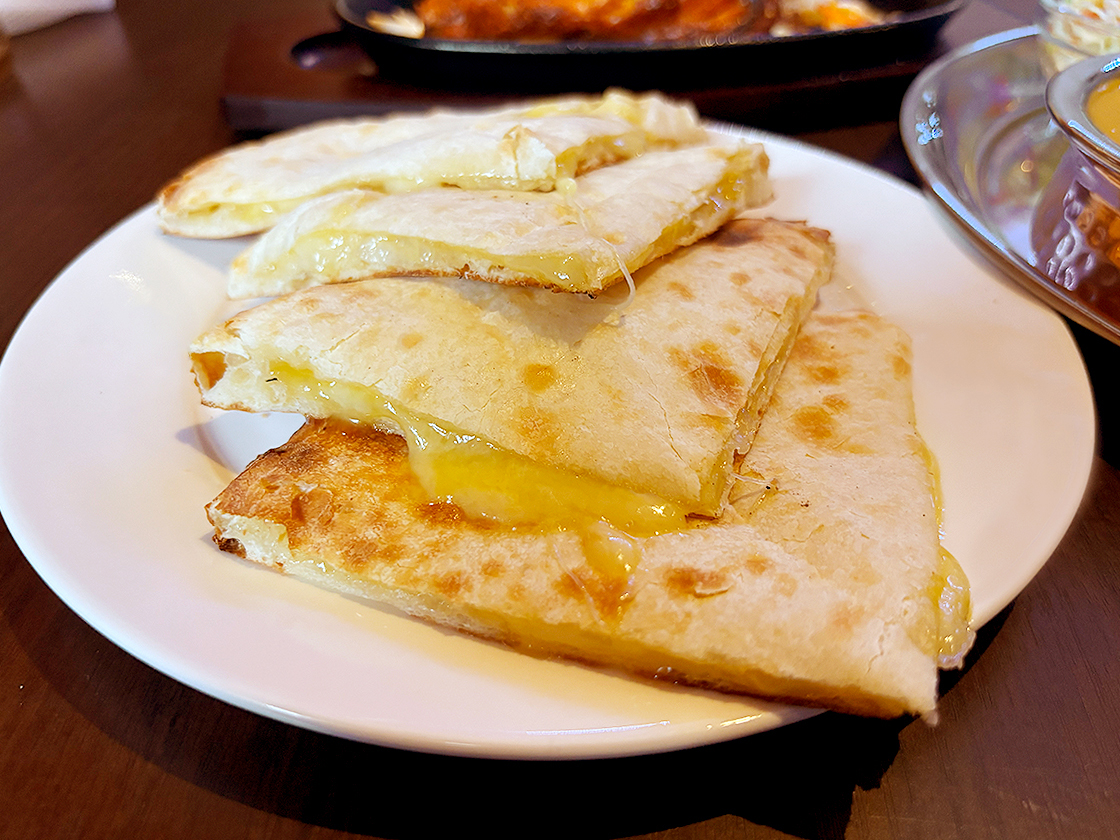 グルンインドネパールレストラン