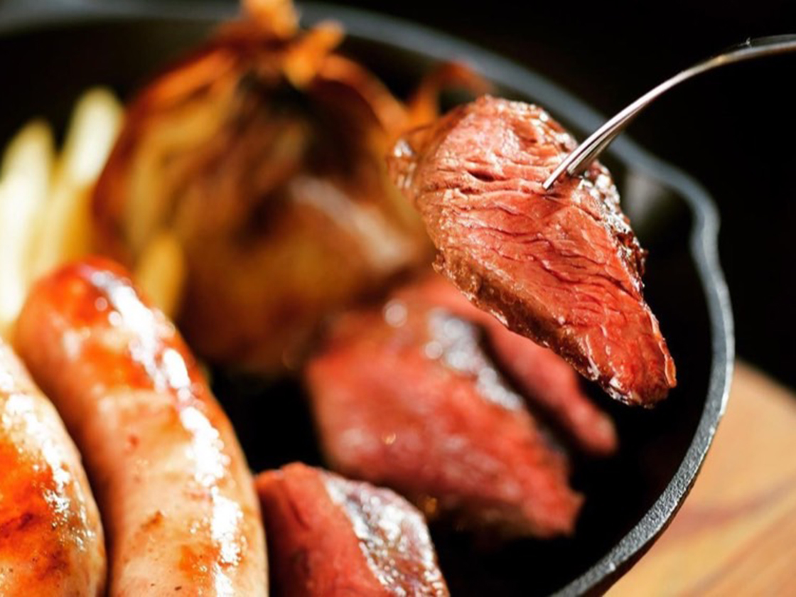 肉料理と魚 CARAVAN