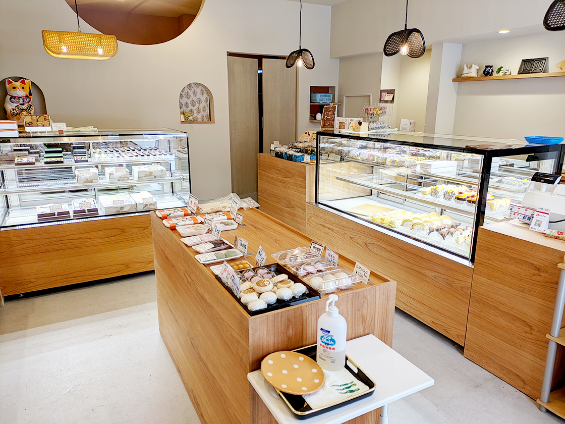 むさしや菓子店の店内
