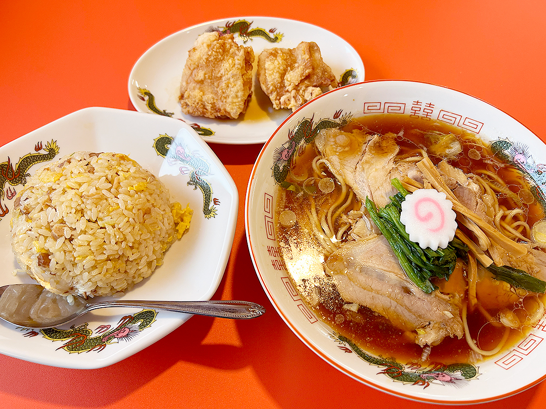越後拉麵しなのや生姜醬油拉麺　唐揚げ半炒飯セット