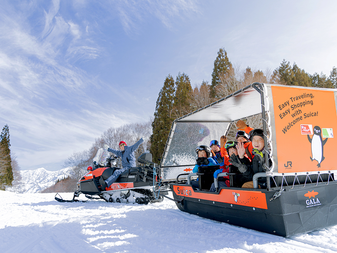 GALA湯沢スキー場冬花火