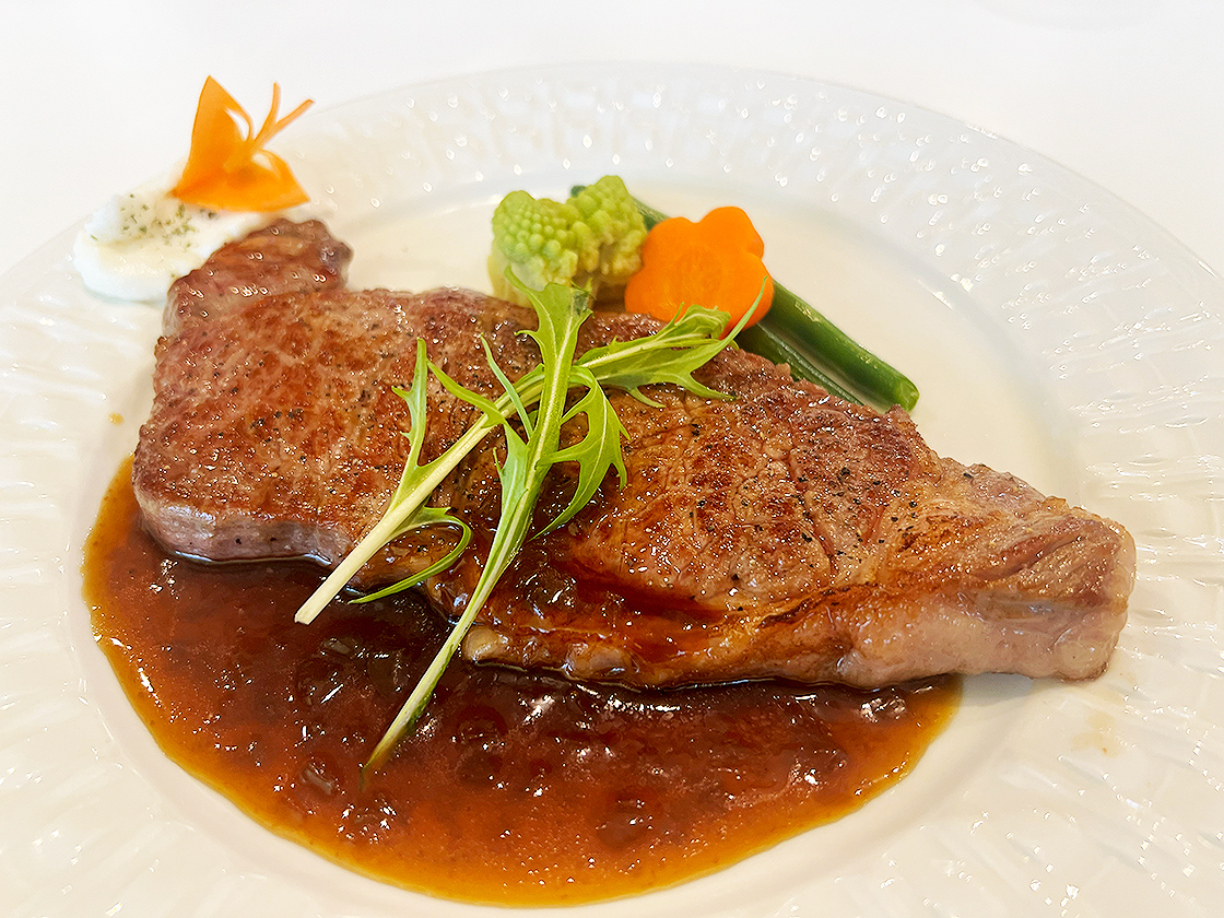 にく祥　サーロインステーキ