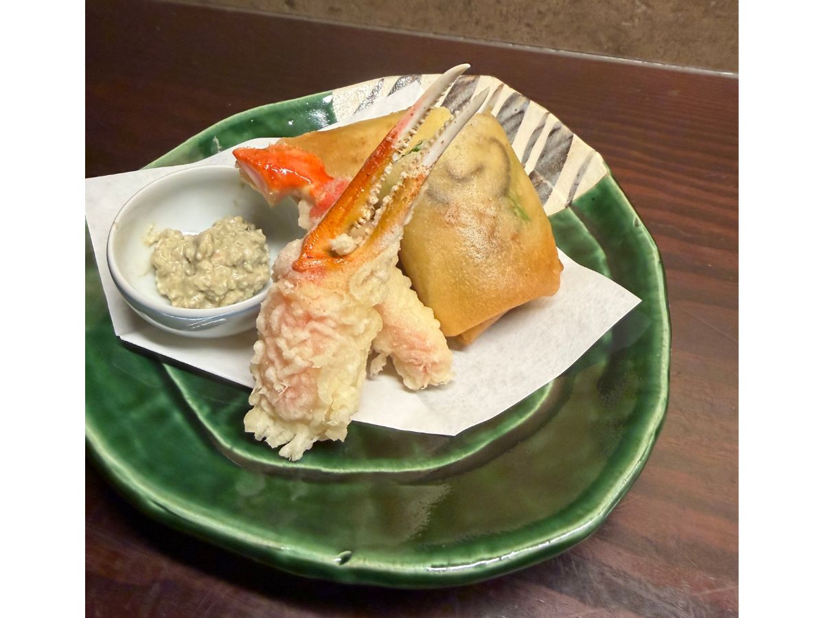 越後本ズワイガニ春巻と天ぷら