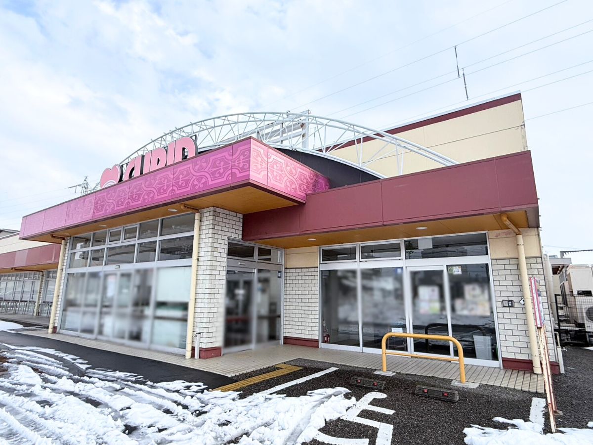 月曜からアイス 新潟店の外観