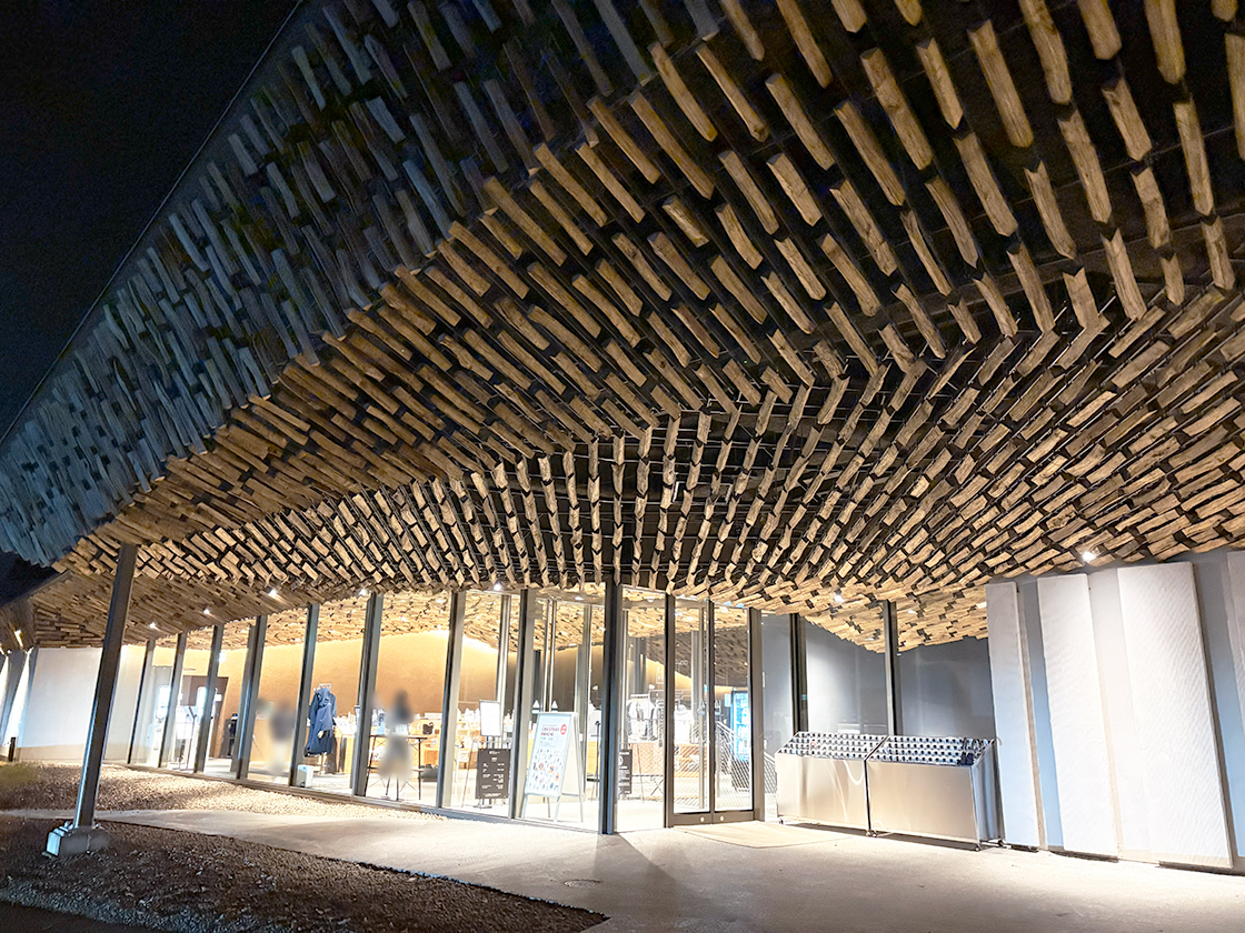 「SnowPeakFIELDSUITESPAHEADQUARTERS