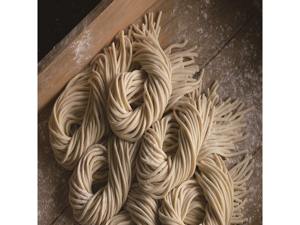 雪峰食堂 燕三条店